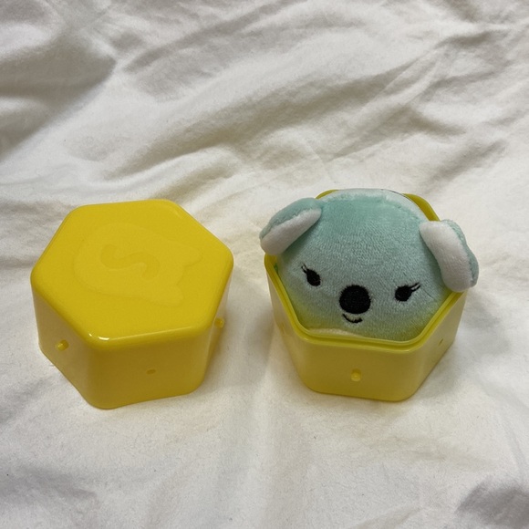 Micromallows by Squishmallows Coco the Koala Bear Mystery Capsule. NWT. 3 inches - Picture 4 of 16